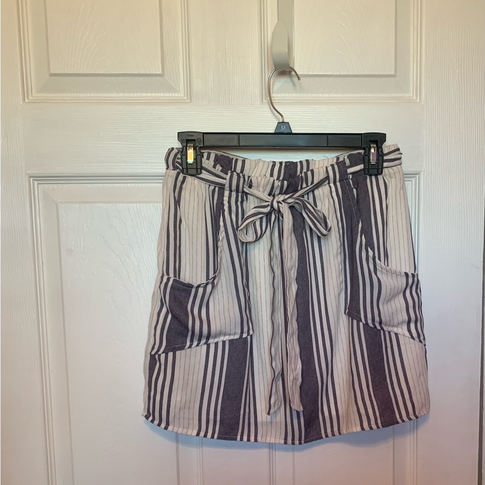 Sadie & Sage Striped Mini Skirt in White and Navy